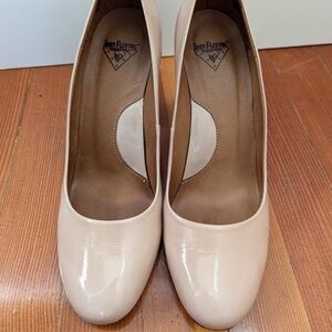 John Fluevog Miracles Medugorje pink patent leather shoes pumps size 9.5